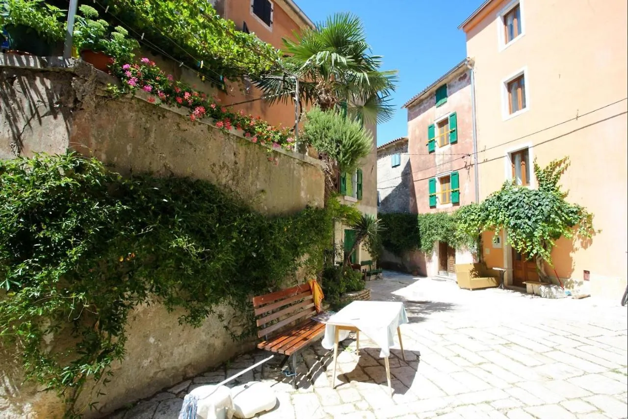 Two Bedrooms Apartment Vrsar Goga-Max 4 Pax, Beach Area