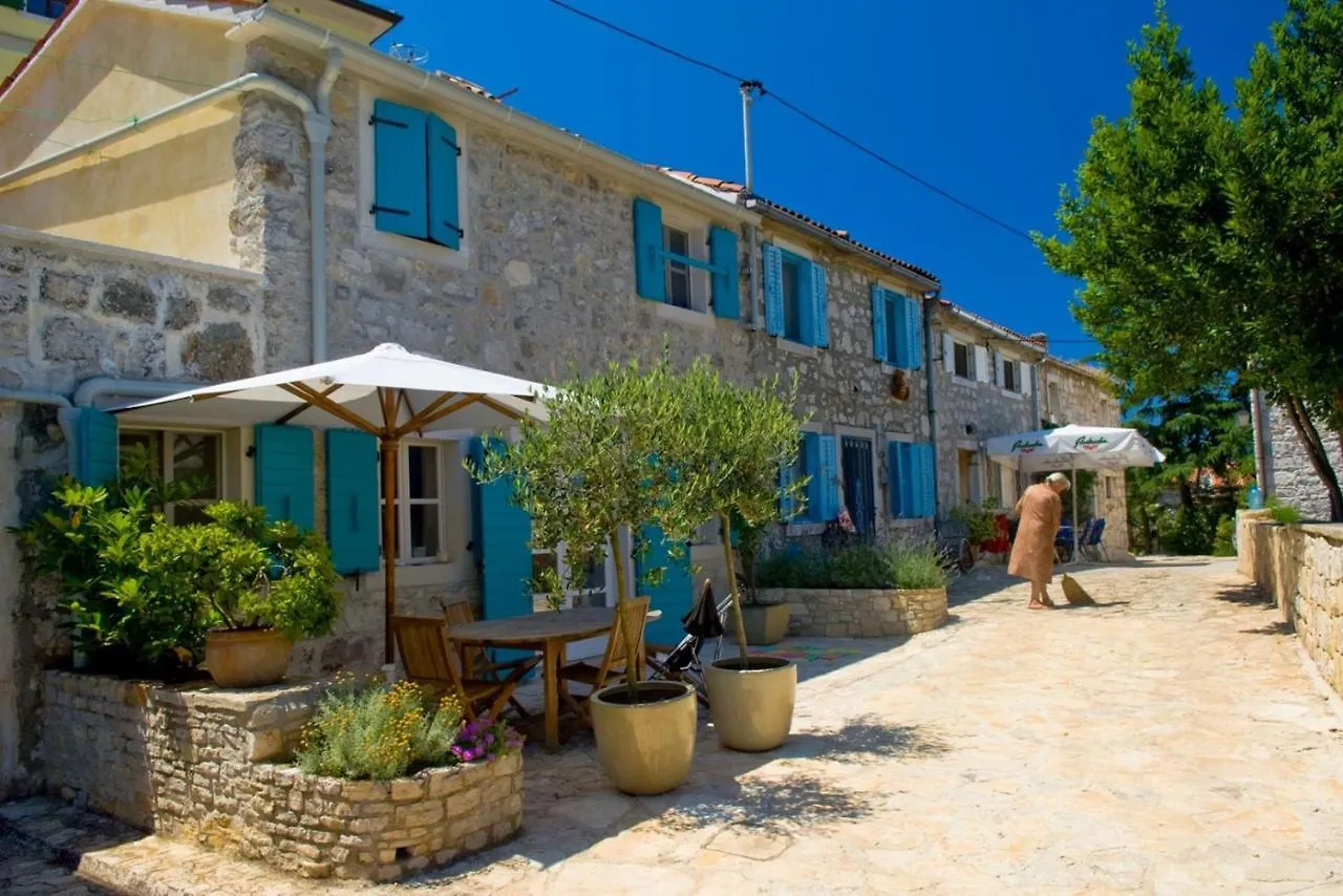 Two Bedrooms Apartment Vrsar Goga-Max 4 Pax, Beach Area Croatia